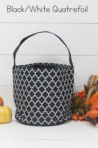 Black/White Quatrefoil Halloween Tote